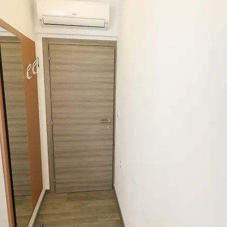 Rose Gold & With Balcony 4*