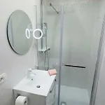 Гостевой дом Rose Gold & With Balcony
